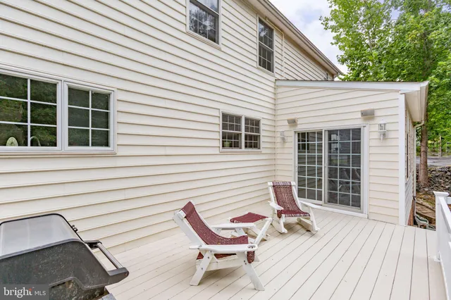 $865,000 | 1001 Featherston Court, Fredericksburg, VA 22401