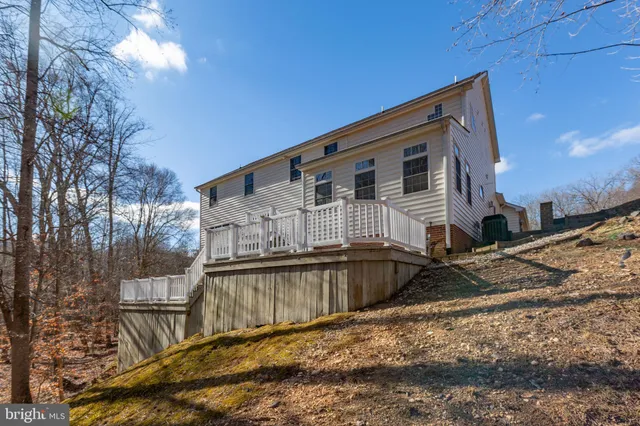 $865,000 | 1001 Featherston Court, Fredericksburg, VA 22401