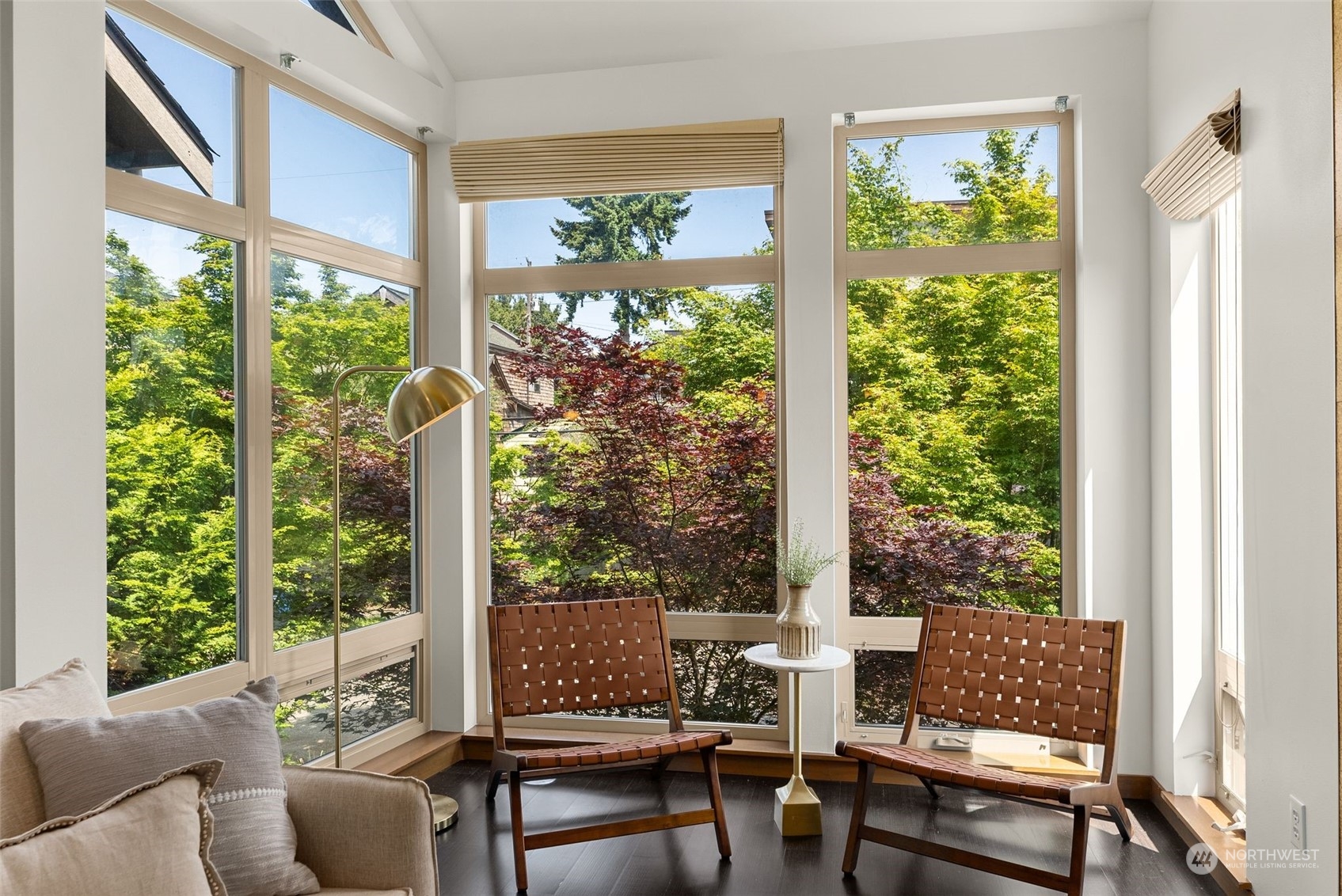723 North 42nd Street Seattle, WA 98103 - Photo 13 of 27 a living room with furniture and a window