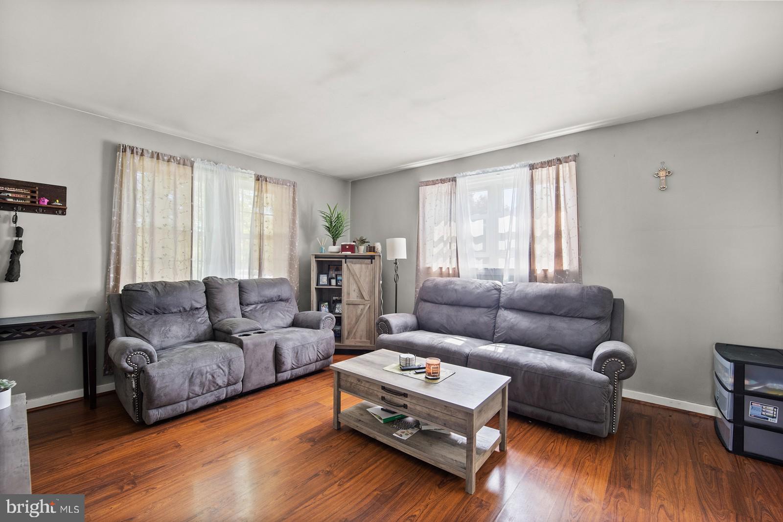 3110 Fordham Road Philadelphia, PA 19114 - Photo 2 of 33 Gallery Image 2
