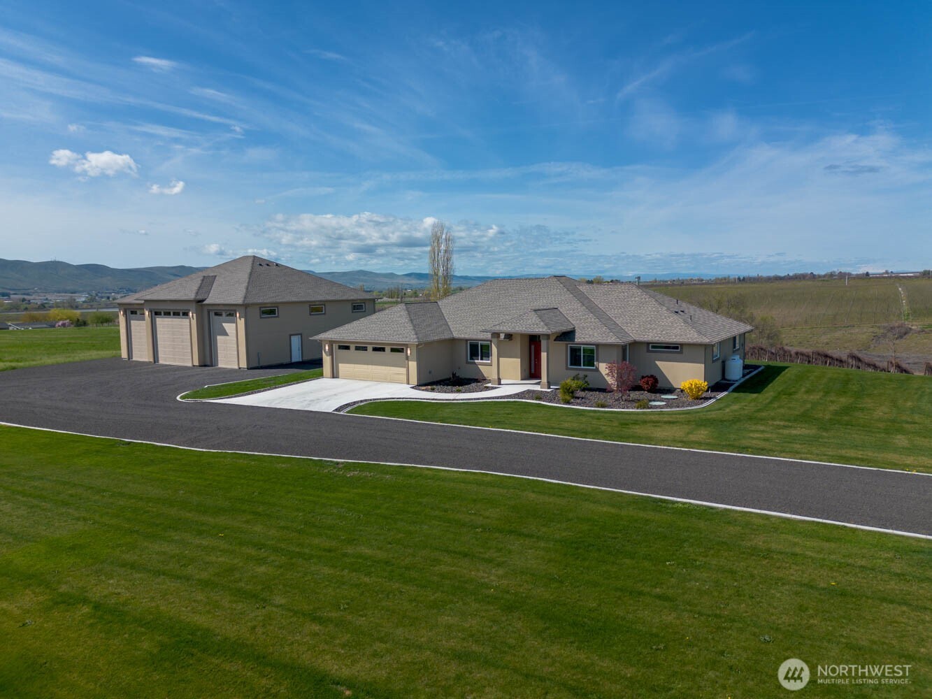 26602 North Rothrock Road Prosser, WA 99350 - Photo 1 of 40