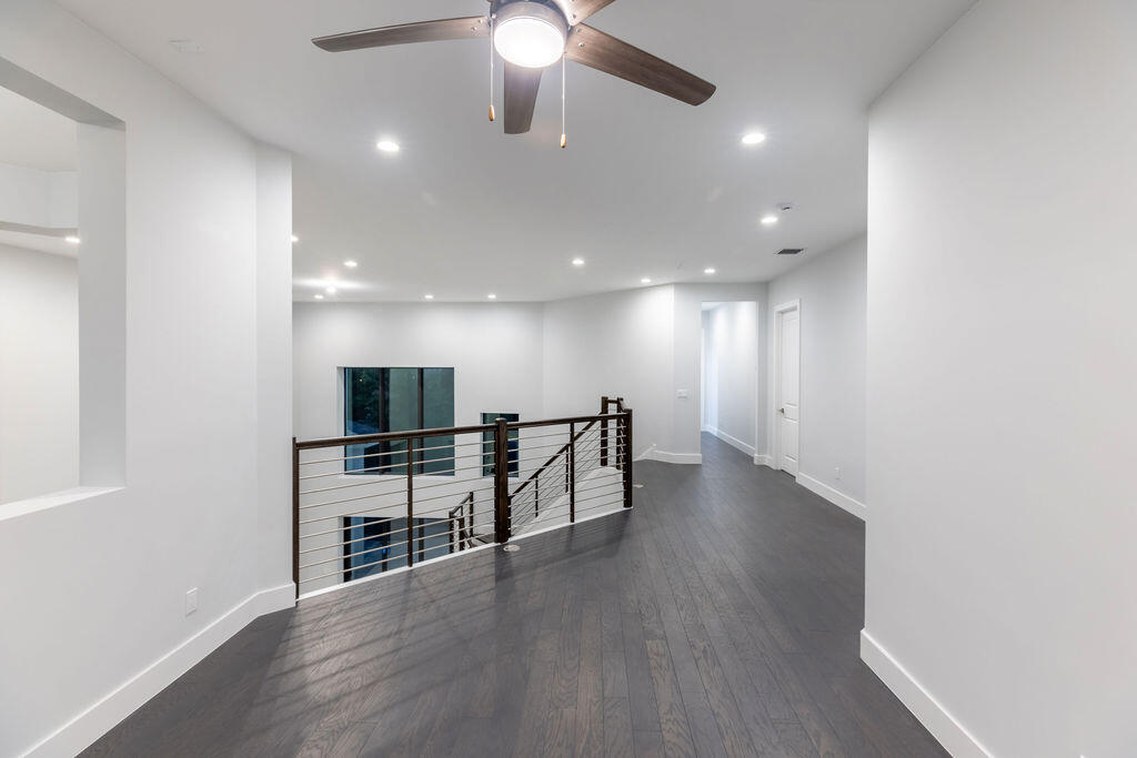 2740 Northwest 69th Street Boca Raton, FL 33496 - Photo 35 of 79 Loft