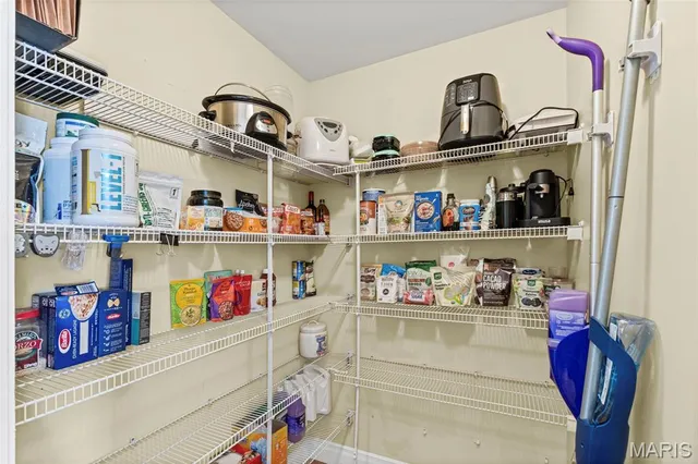 $440,000 | 417 South Geyer Road, Unit 2, Kirkwood, MO 63122