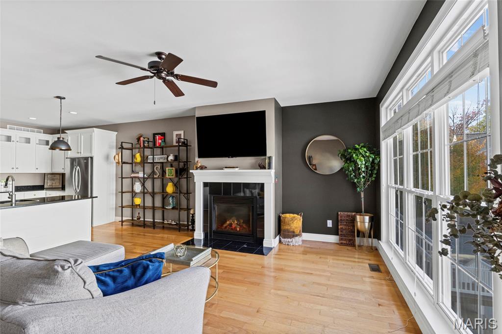 417 South Geyer Road, Unit 2 Kirkwood, MO 63122 - Photo 2 of 51