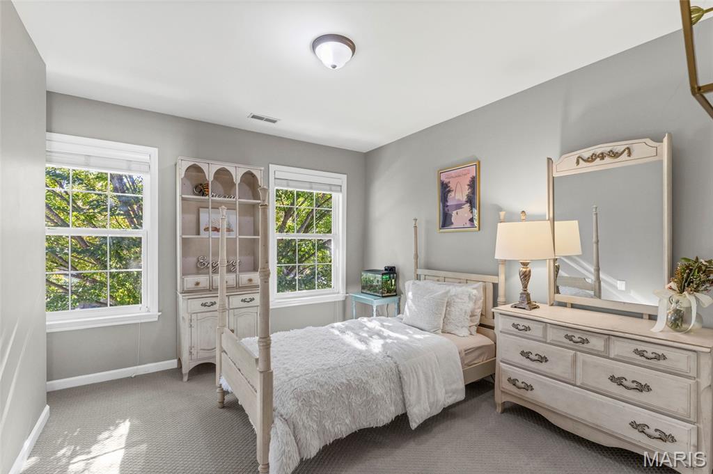 417 South Geyer Road, Unit 2 Kirkwood, MO 63122 - Photo 21 of 51