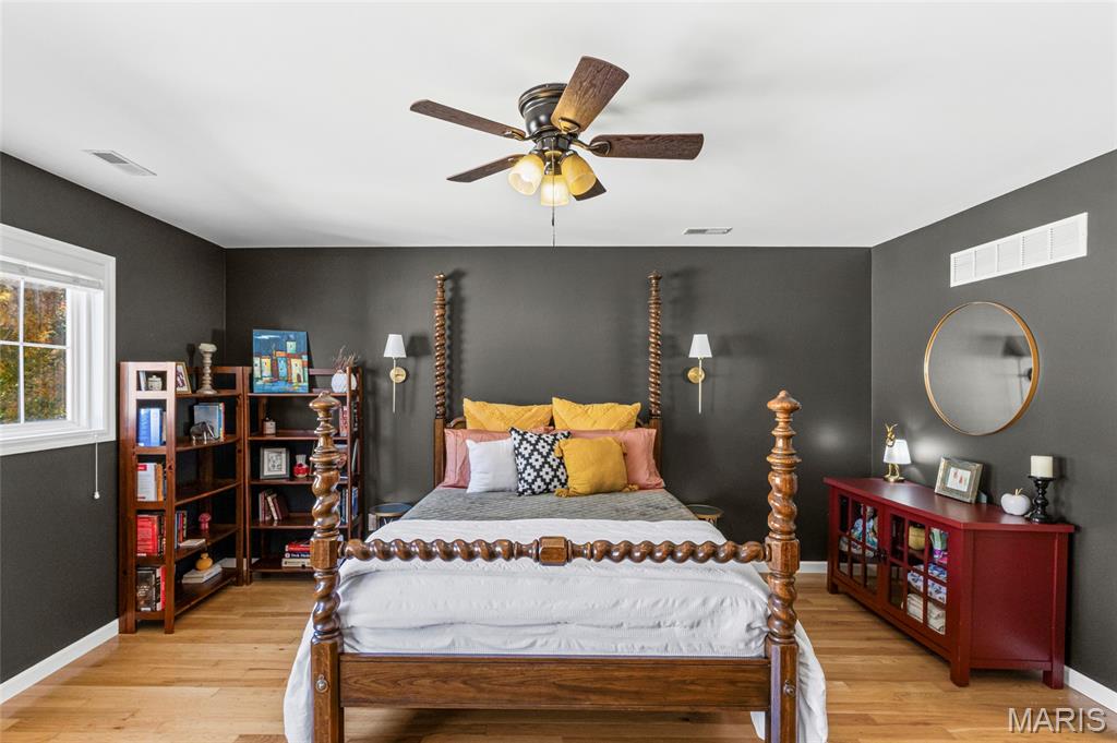 417 South Geyer Road, Unit 2 Kirkwood, MO 63122 - Photo 30 of 51