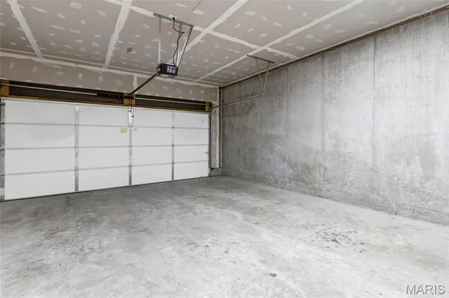 $440,000 | 417 South Geyer Road, Unit 2, Kirkwood, MO 63122