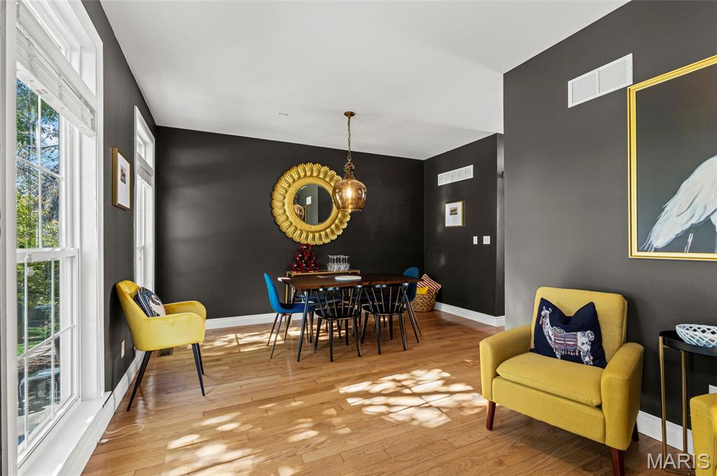 417 South Geyer Road, Unit 2 Kirkwood, MO 63122 - Photo 9 of 51