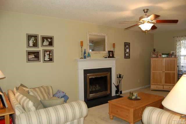 26 Round Spring Lane Durham, NC 27712 - Photo 2 of 11 FAMILY ROOM
