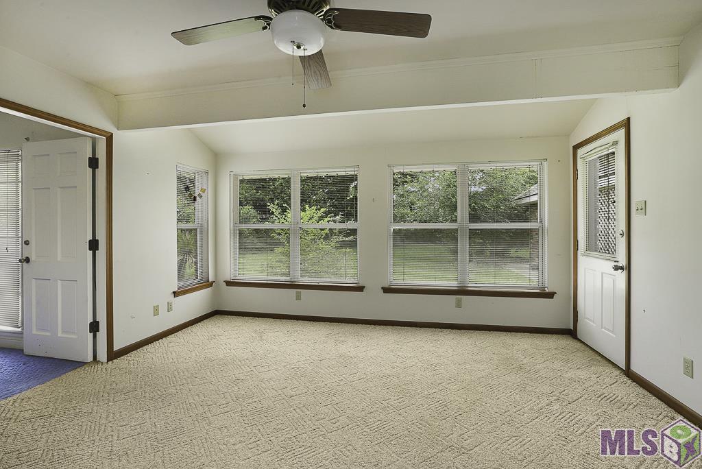 1455 South Woodhaven Street Baton Rouge, LA 70815 - Photo 11 of 40