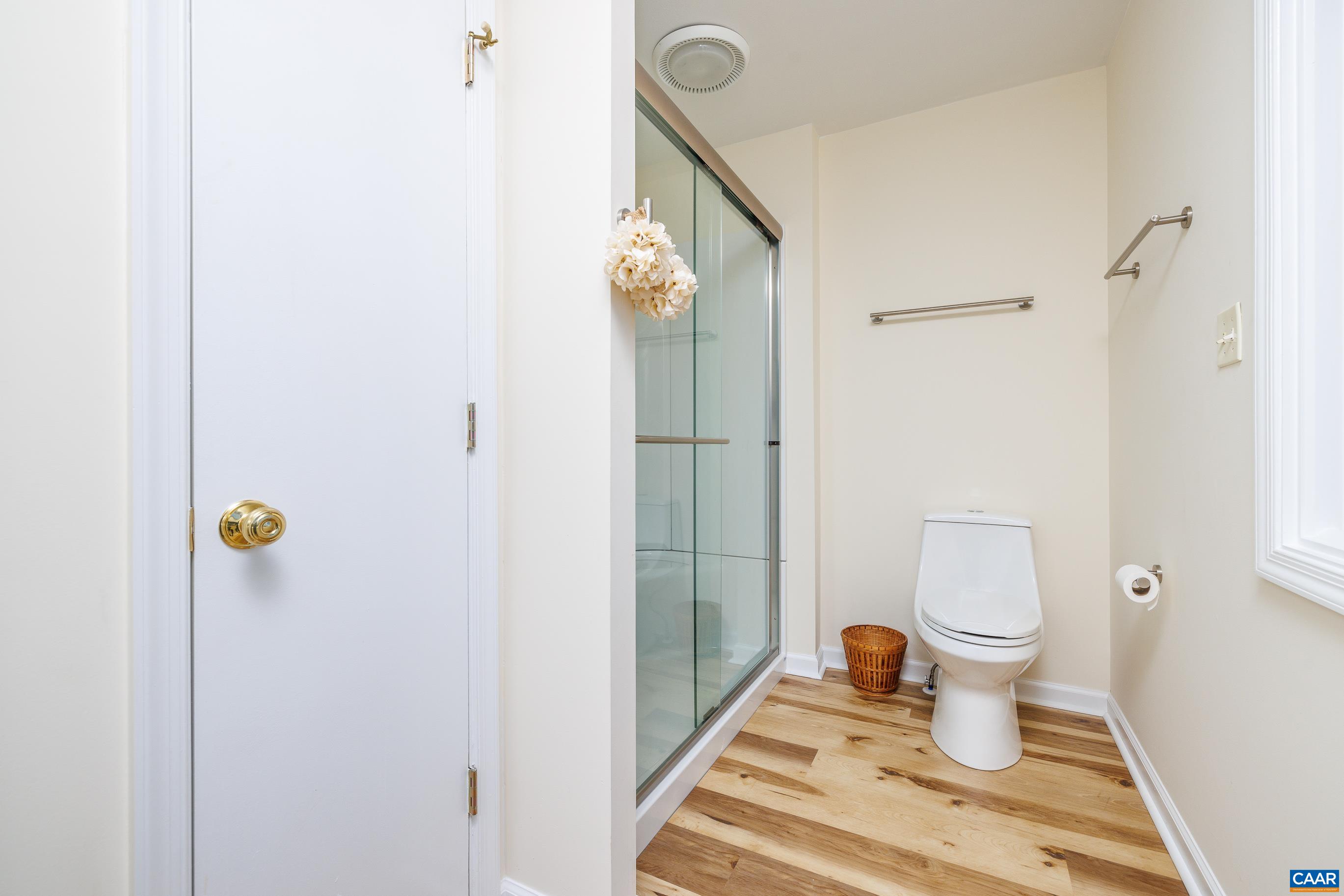 B3 Marina Point Palmyra, VA 22963 - Photo 25 of 47 a bathroom with a toilet and a shower