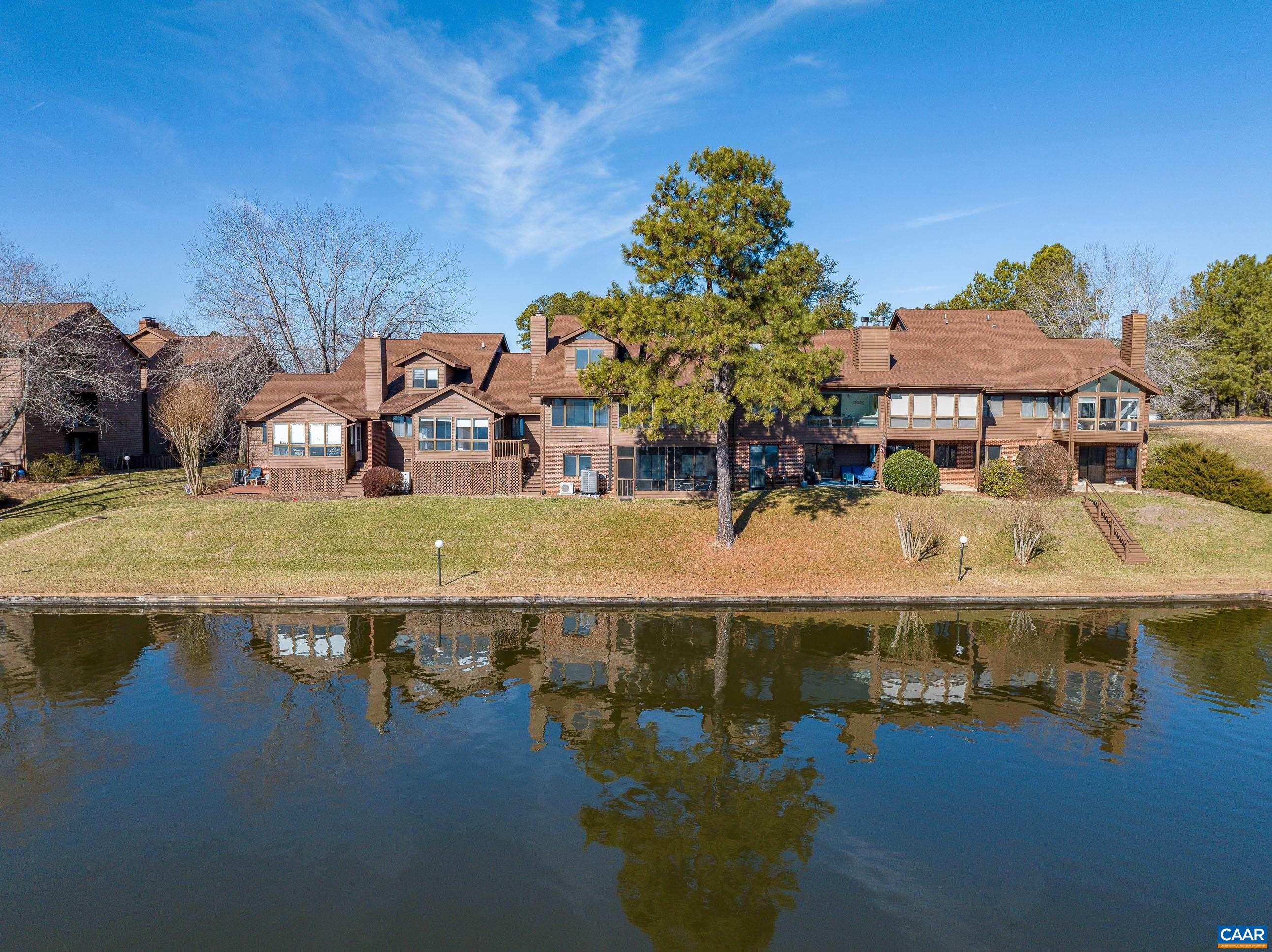 B3 Marina Point Palmyra, VA 22963 - Photo 34 of 47 a view of a house with pool