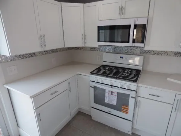 $270,000 | 423 St Lawrence Avenue, Beloit, WI 53511