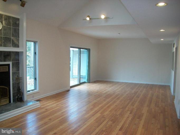 413 Kyle Road Crownsville, MD 21032 - Photo 10 of 20 Dining Area