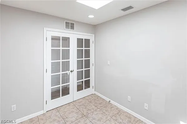 $1,499 | 2130 Northeast 8th Place, Cape Coral, FL 33909