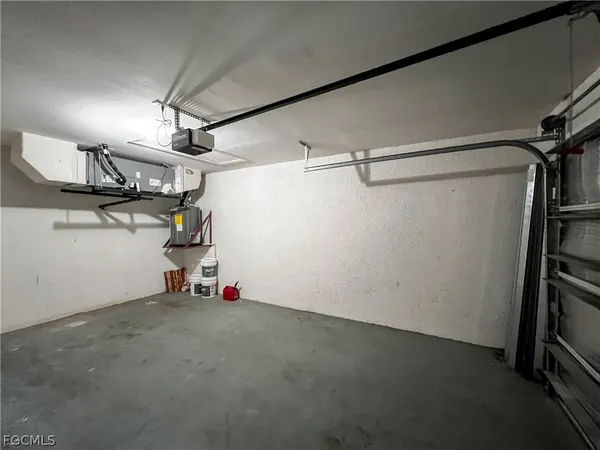 $1,499 | 2130 Northeast 8th Place, Cape Coral, FL 33909