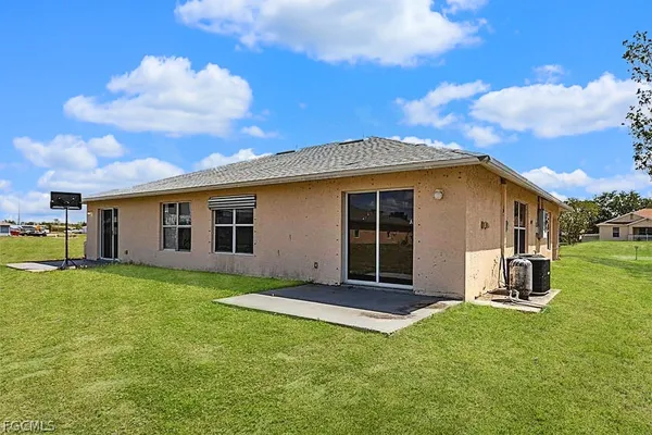 $1,499 | 2130 Northeast 8th Place, Cape Coral, FL 33909