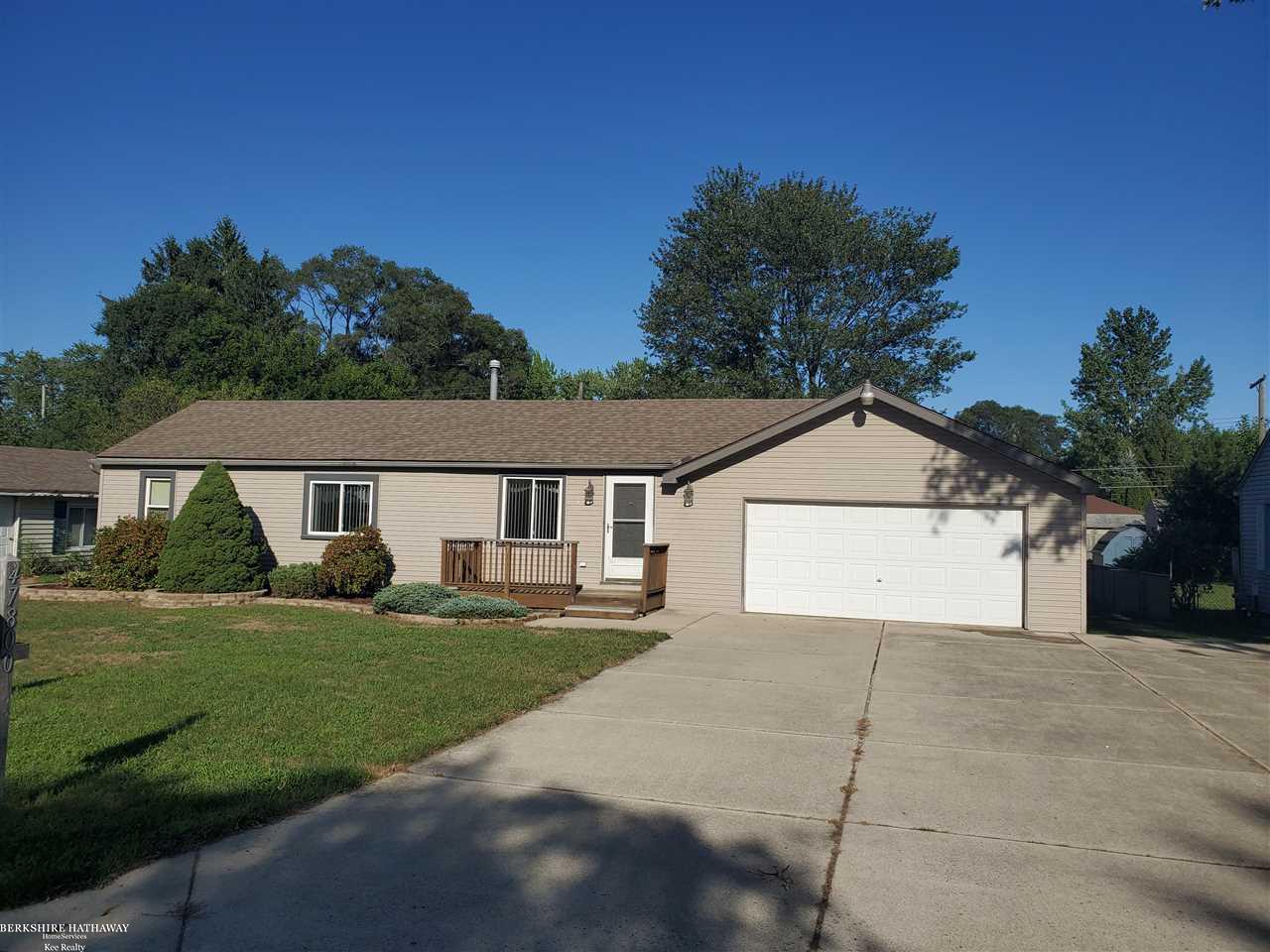 47800 Frederick Road Utica, MI 48317 - Photo 2 of 35 50022263-1.JPG
