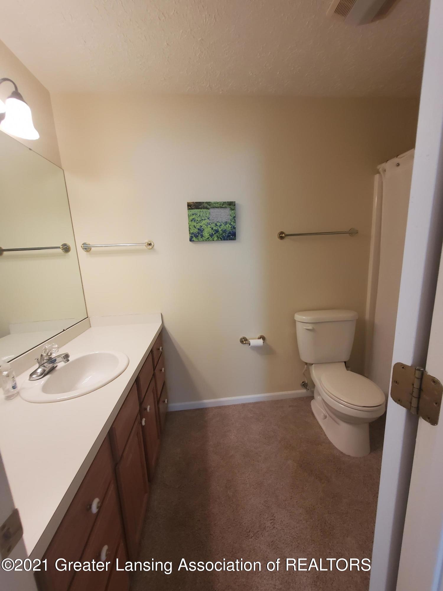 2415 North Aurelius Road Holt, MI 48842 - Photo 43 of 59 20210726_101148