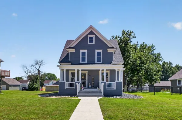 $210,000 | 205 1st Street Southeast, Hayfield, MN 55940