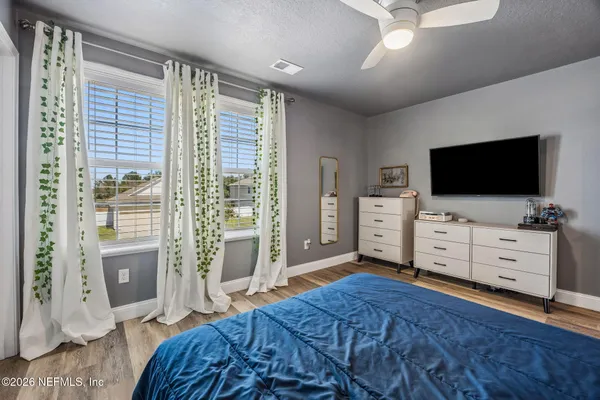 a view of an outdoor space