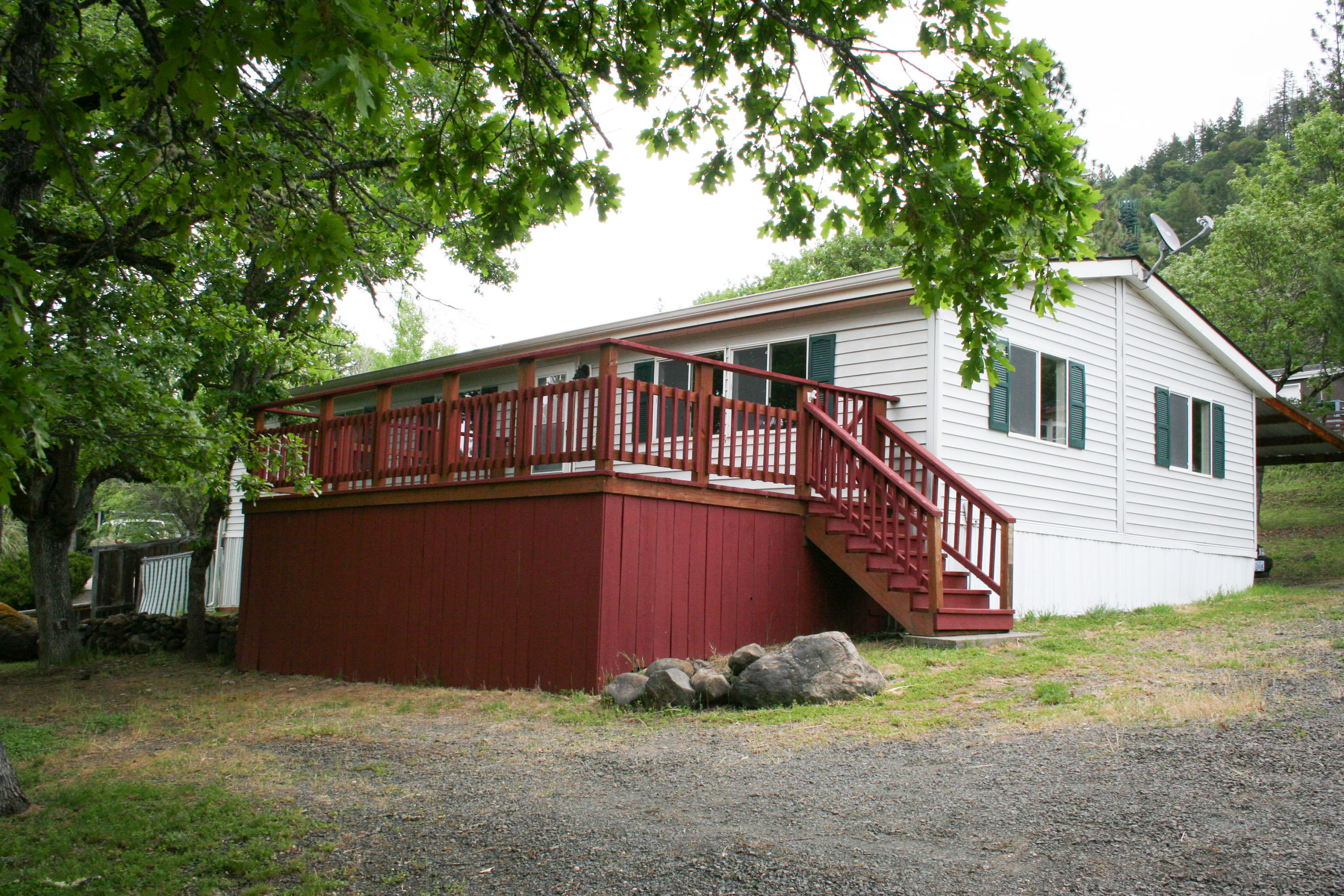 436 Old Ferry Road Shady Cove, OR 97539 - Photo 1 of 13 IMG_3983
