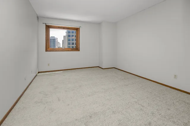 $199,000 | 66 9th Street East, Unit 2315, St. Paul, MN 55101