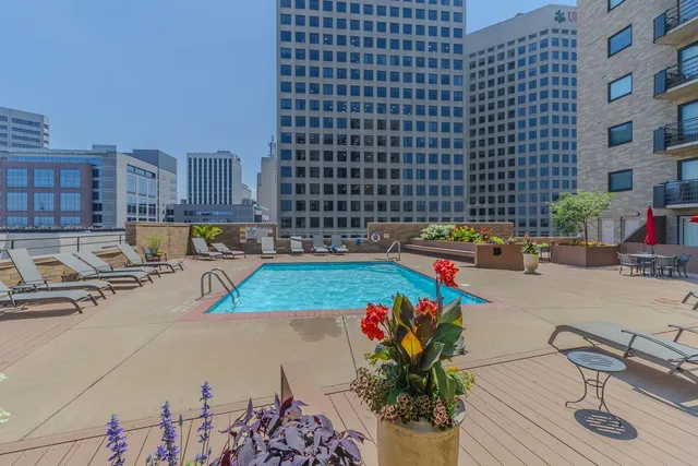 $199,000 | 66 9th Street East, Unit 2315, St. Paul, MN 55101