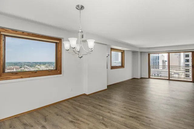 $199,000 | 66 9th Street East, Unit 2315, St. Paul, MN 55101