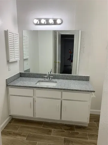 $875 | 5625 Antoine Drive, Unit 1003, Houston, TX 77091