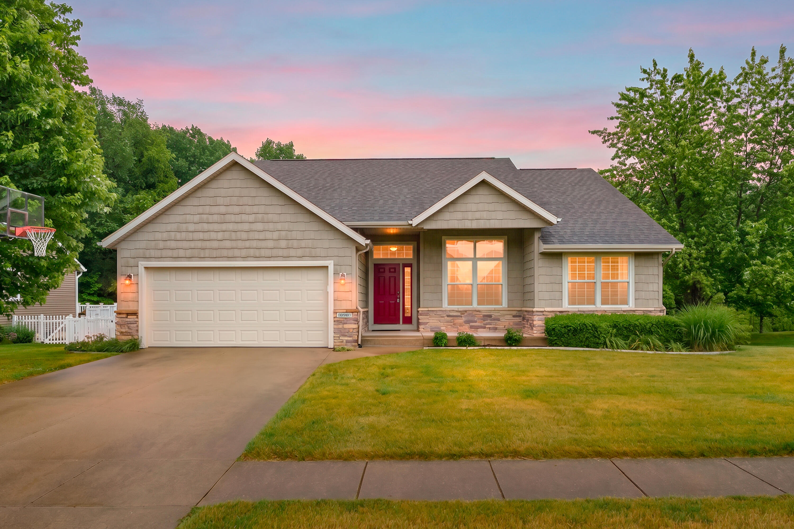 10907 Autumn View Portage, MI 49002 - Photo 1 of 49 Autumn View Ln 10907 Portage 49024-1