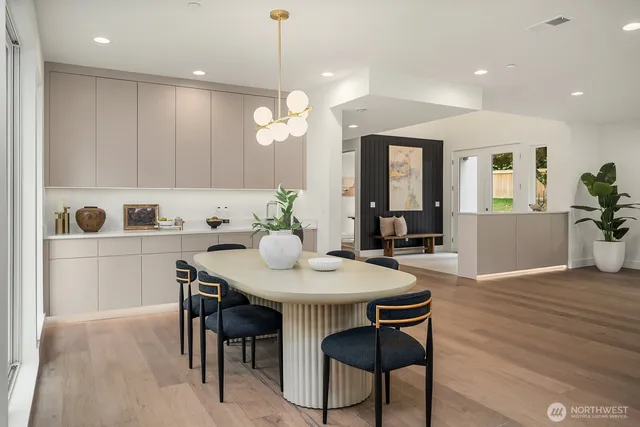 $2,800,000 | 3978 162nd Place Southeast, Bellevue, WA 98006