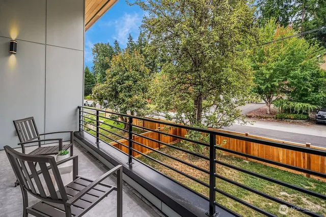$2,800,000 | 3978 162nd Place Southeast, Bellevue, WA 98006