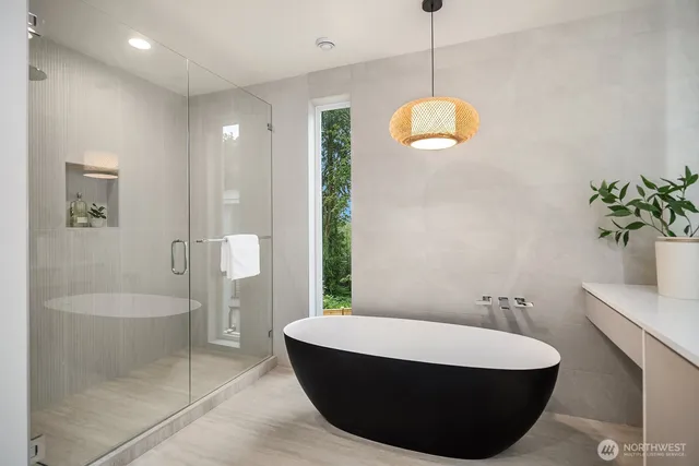 $2,800,000 | 3978 162nd Place Southeast, Bellevue, WA 98006