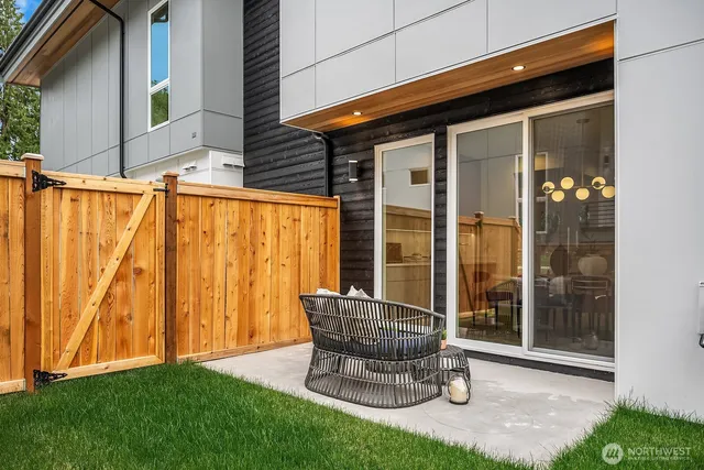 $2,800,000 | 3978 162nd Place Southeast, Bellevue, WA 98006