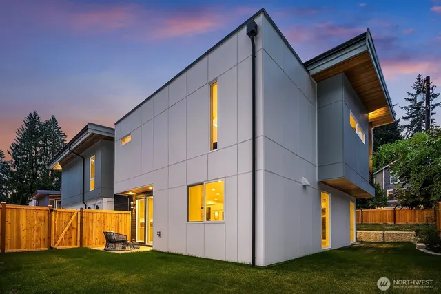 $2,800,000 | 3978 162nd Place Southeast, Bellevue, WA 98006