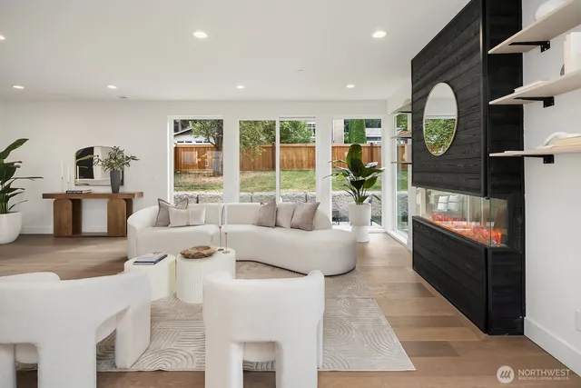 $2,800,000 | 3978 162nd Place Southeast, Bellevue, WA 98006