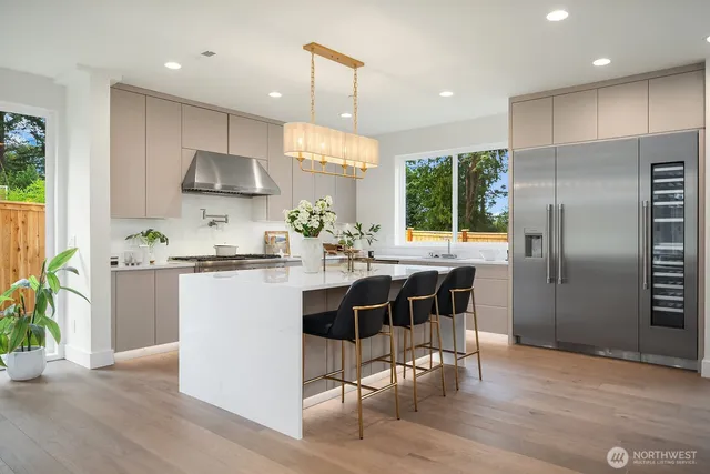 $2,800,000 | 3978 162nd Place Southeast, Bellevue, WA 98006