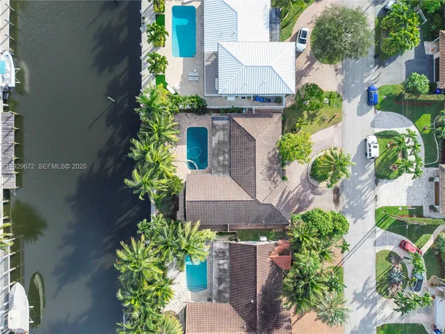 $1,250,000 | 2751 Northeast 57th Street, Fort Lauderdale, FL 33308