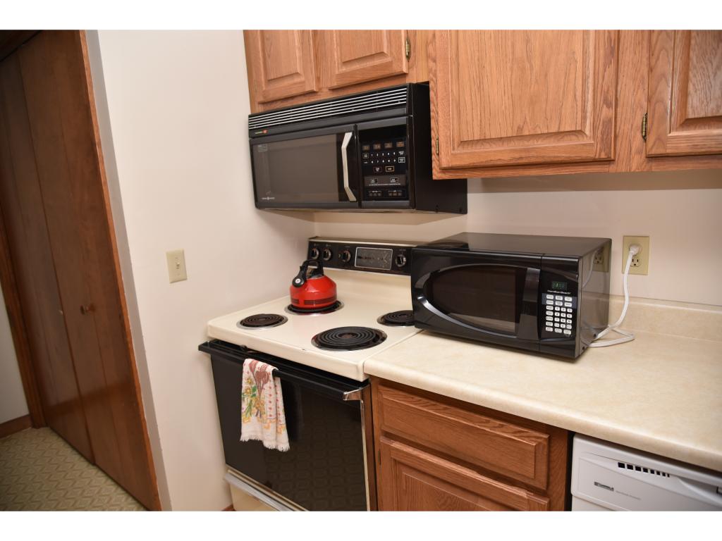 13 Lake Shore Road, Unit 13 Gilford, NH 03249 - Photo 6 of 16 Gallery Image 6