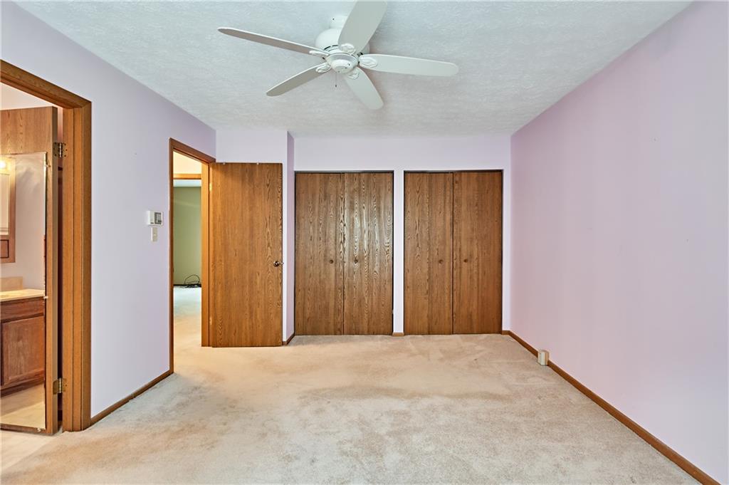 194 Old English Road Pittsburgh, PA 15237 - Photo 16 of 23 Gallery Image 16
