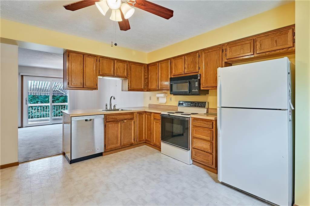 194 Old English Road Pittsburgh, PA 15237 - Photo 8 of 23 Gallery Image 8