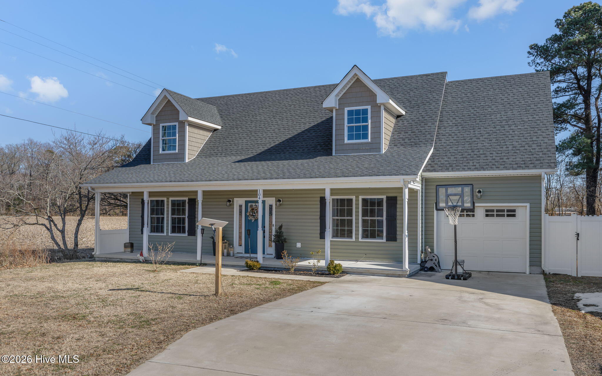 104 Creekmore Road Currituck, NC 27929 - Photo 1 of 33 Front exterior