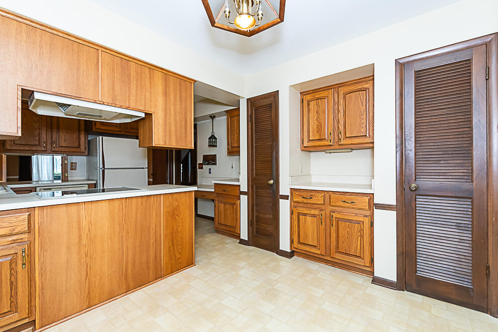 2707 Tattersall Road Portage, MI 49024 - Photo 13 of 39 RN5_3757