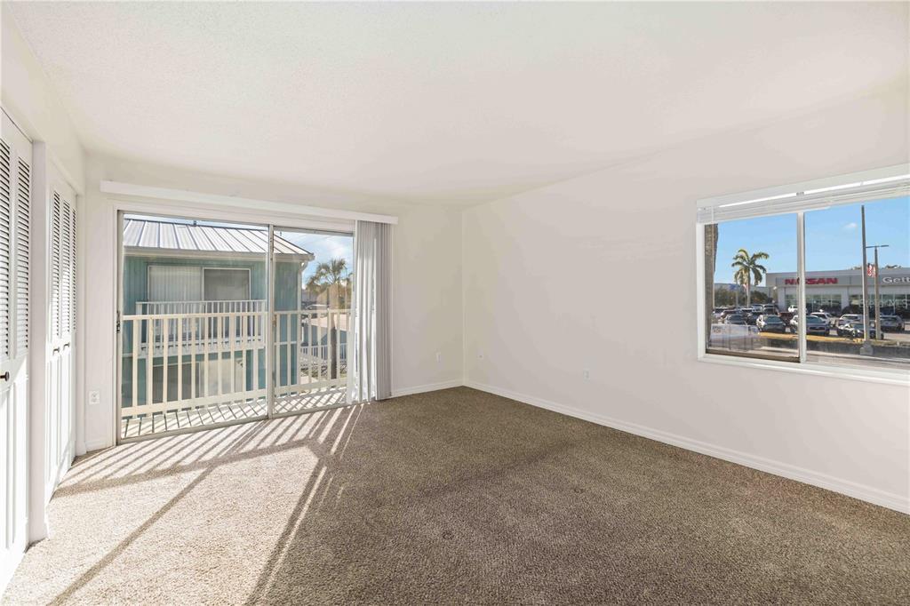 3569 Bee Ridge Road Sarasota, FL 34239 - Photo 21 of 32