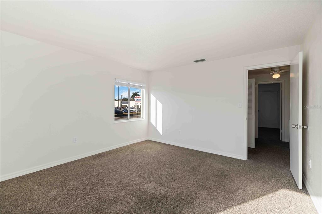 3569 Bee Ridge Road Sarasota, FL 34239 - Photo 22 of 32