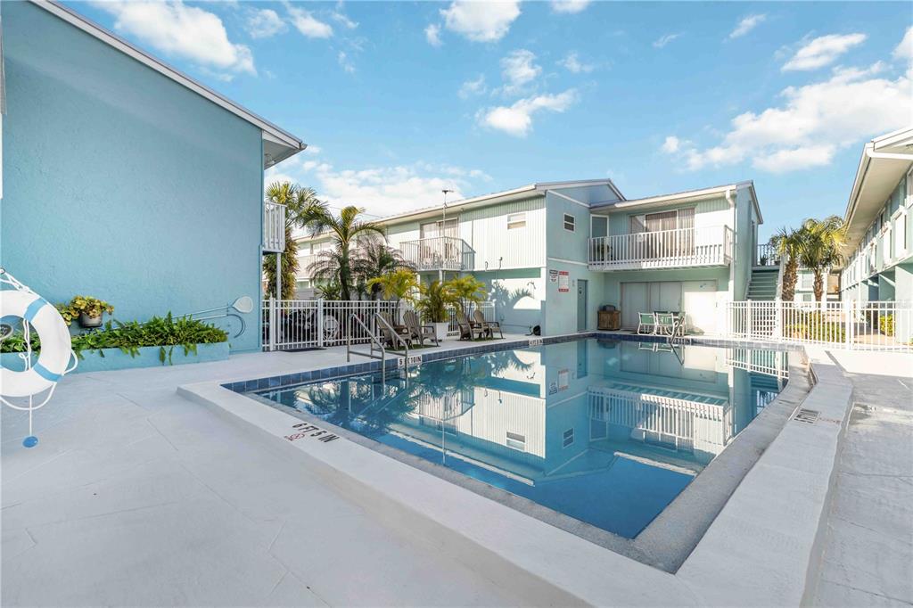 3569 Bee Ridge Road Sarasota, FL 34239 - Photo 29 of 32