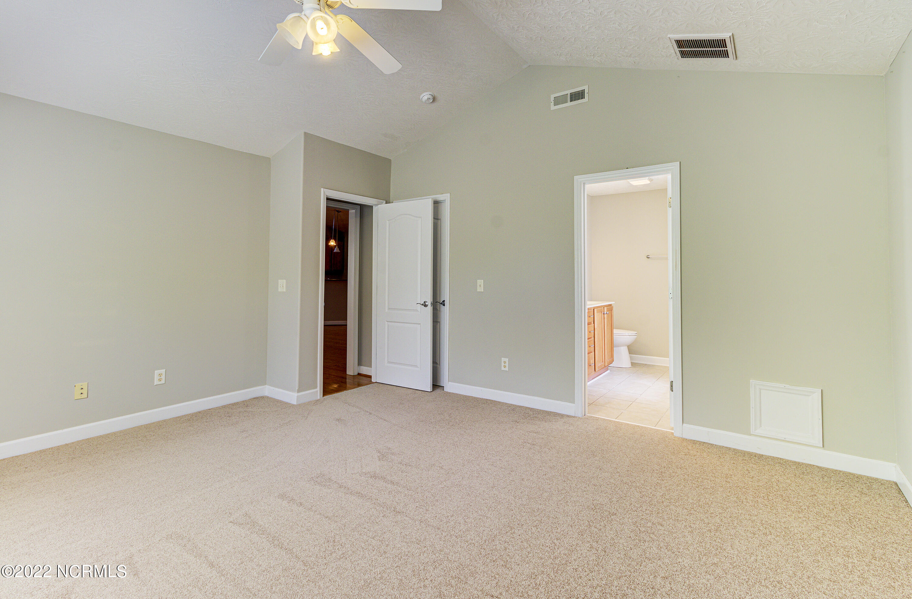 560 Rivage Promenade, Unit PROMENADE Wilmington, NC 28412 - Photo 17 of 43 IMG_8899_900_901