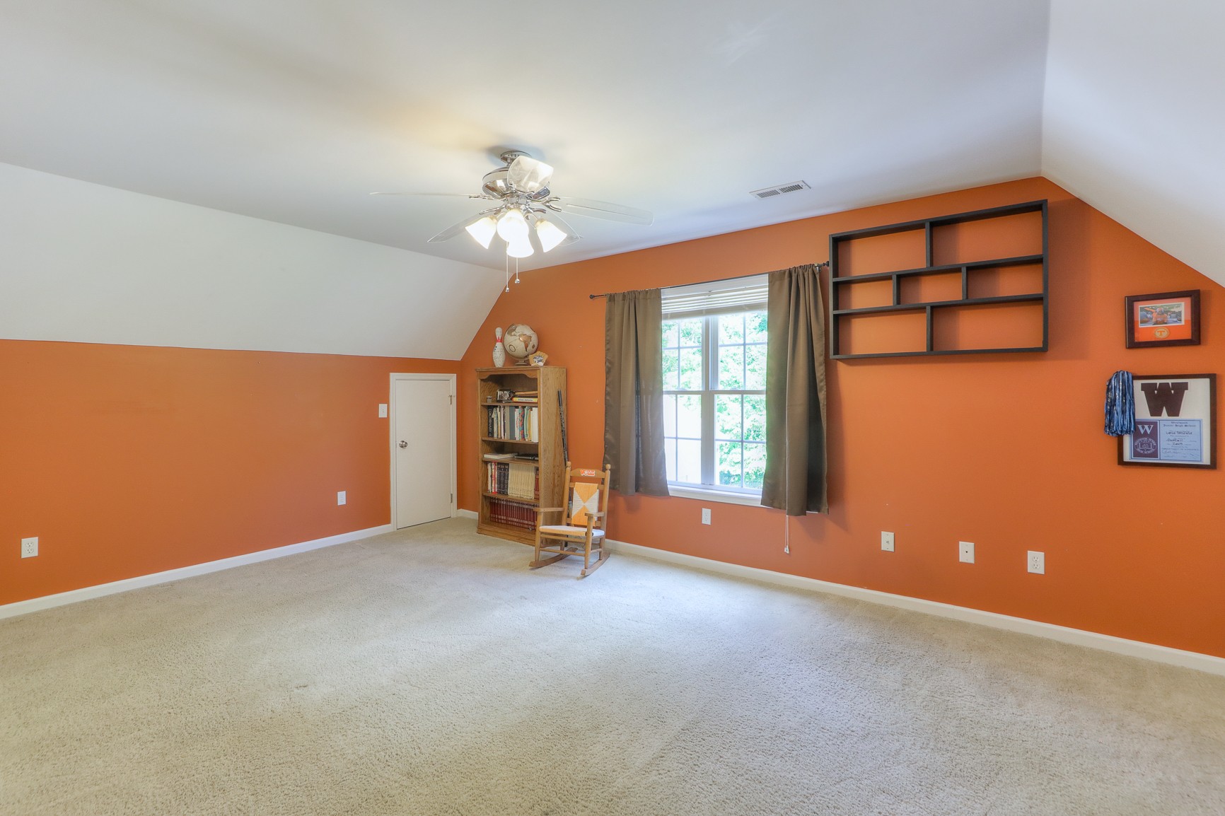 4630 Mt View Road Manchester, TN 37355 - Photo 22 of 25 a view of an empty room with a window