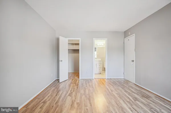 $2,300 | 19423 Brassie Place, Unit 201, Montgomery Village, MD 20886